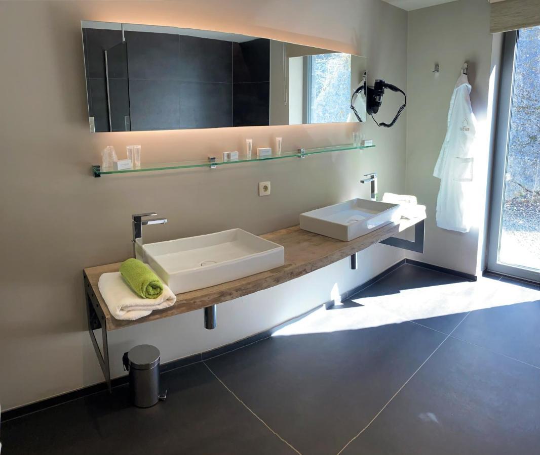 Hotel Wellness Eau De Roche Durbuy Exterior photo